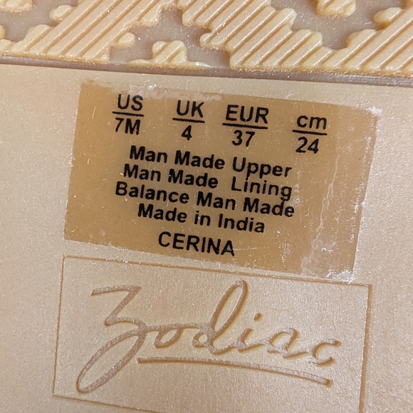 Zodiac NWT Cerina multi-stap cushioned sandals, women's size 7M, tan - Picture 7 of 10